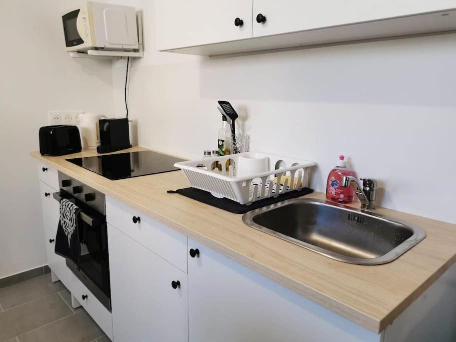 L'Elegant Duplex - Clim I Wifi I Proche Du Centre-Ville Miramas Eksteriør bilde